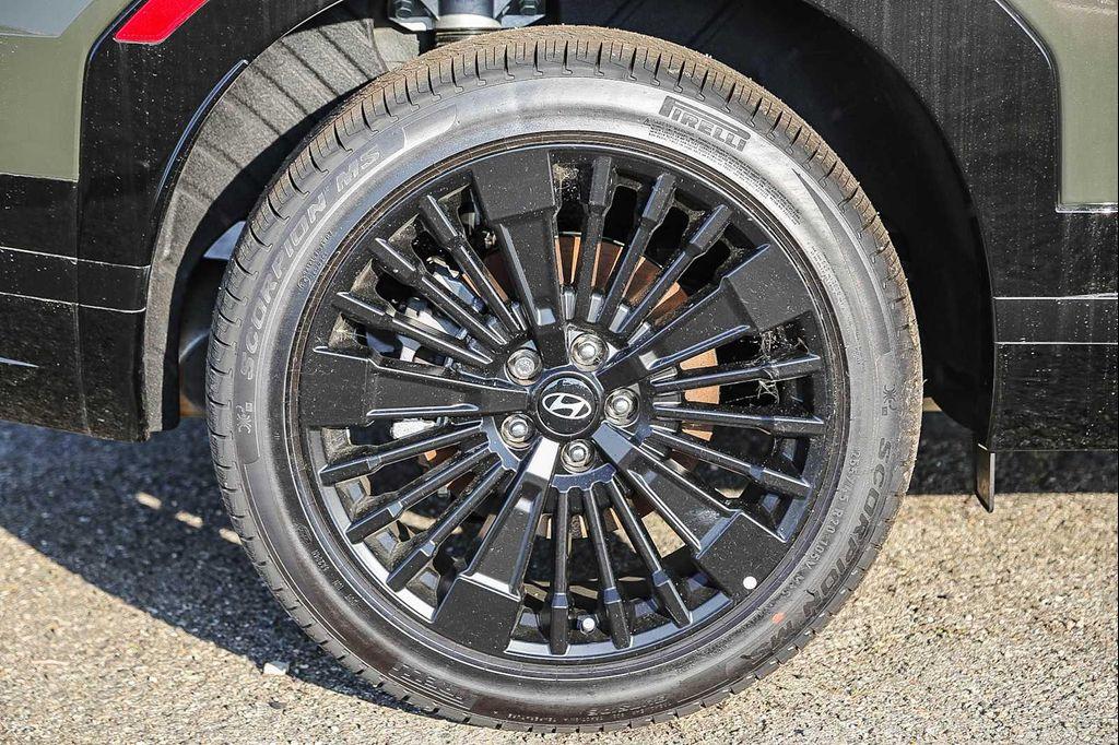 new 2026 Hyundai SANTA FE HEV car, priced at $47,101