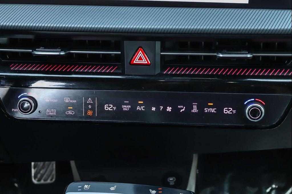 used 2022 Kia EV6 car, priced at $23,995