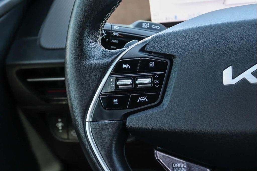 used 2022 Kia EV6 car, priced at $23,995