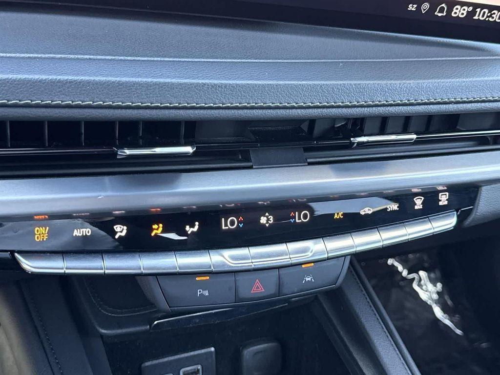 used 2024 Cadillac XT4 car, priced at $24,992