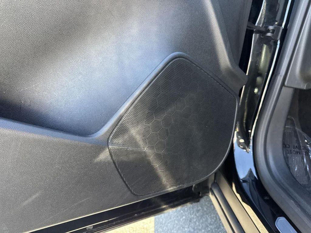 used 2024 Cadillac XT4 car, priced at $24,992