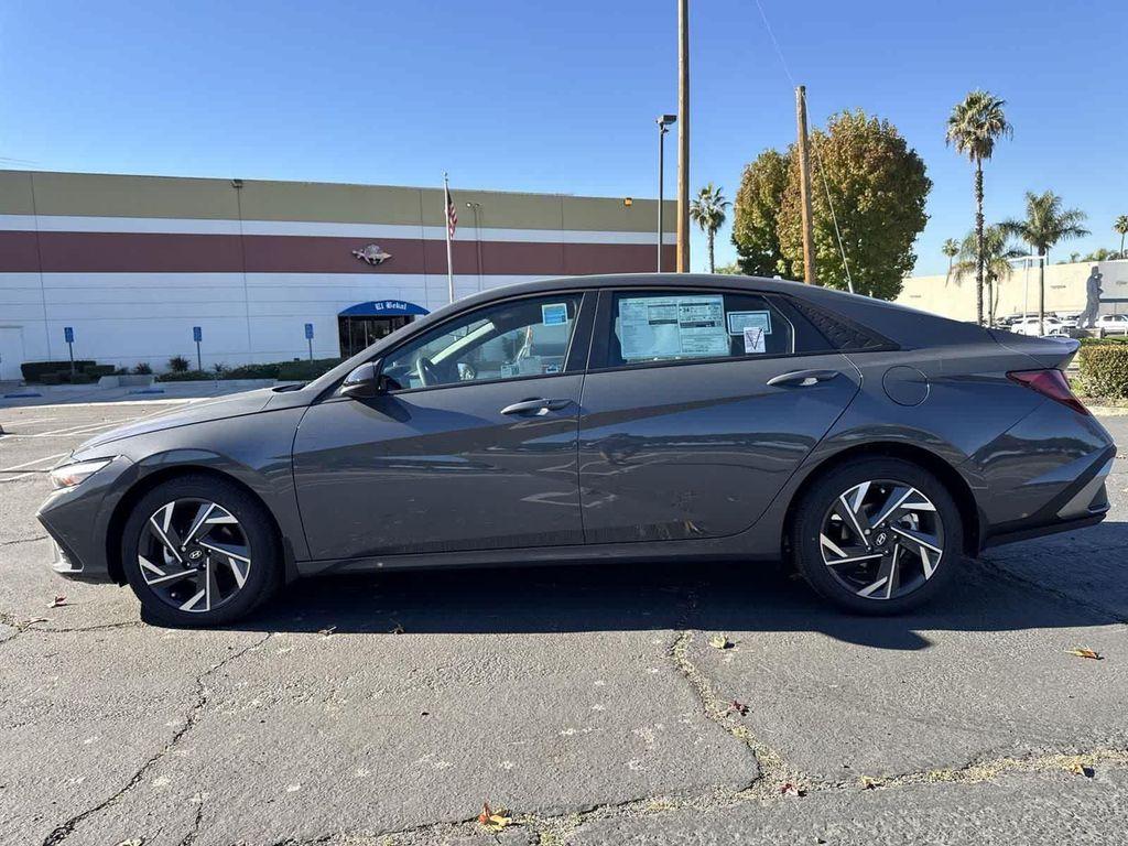 new 2025 Hyundai Elantra car, priced at $22,045