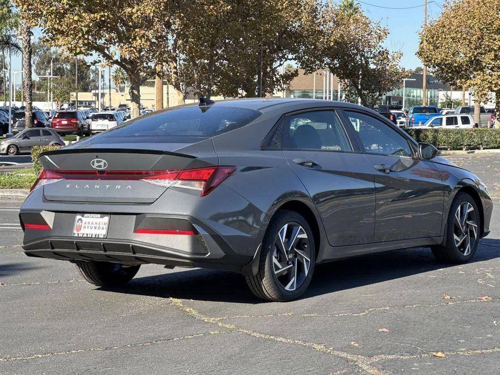 new 2025 Hyundai Elantra car, priced at $22,045