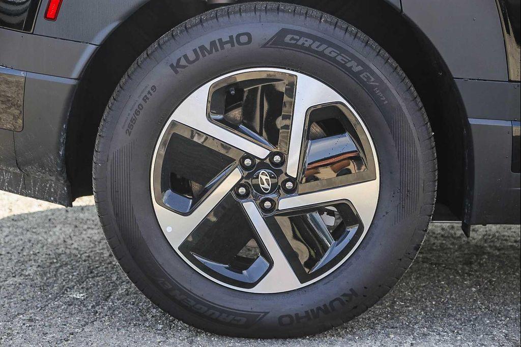 new 2026 Hyundai IONIQ 9 car, priced at $51,400