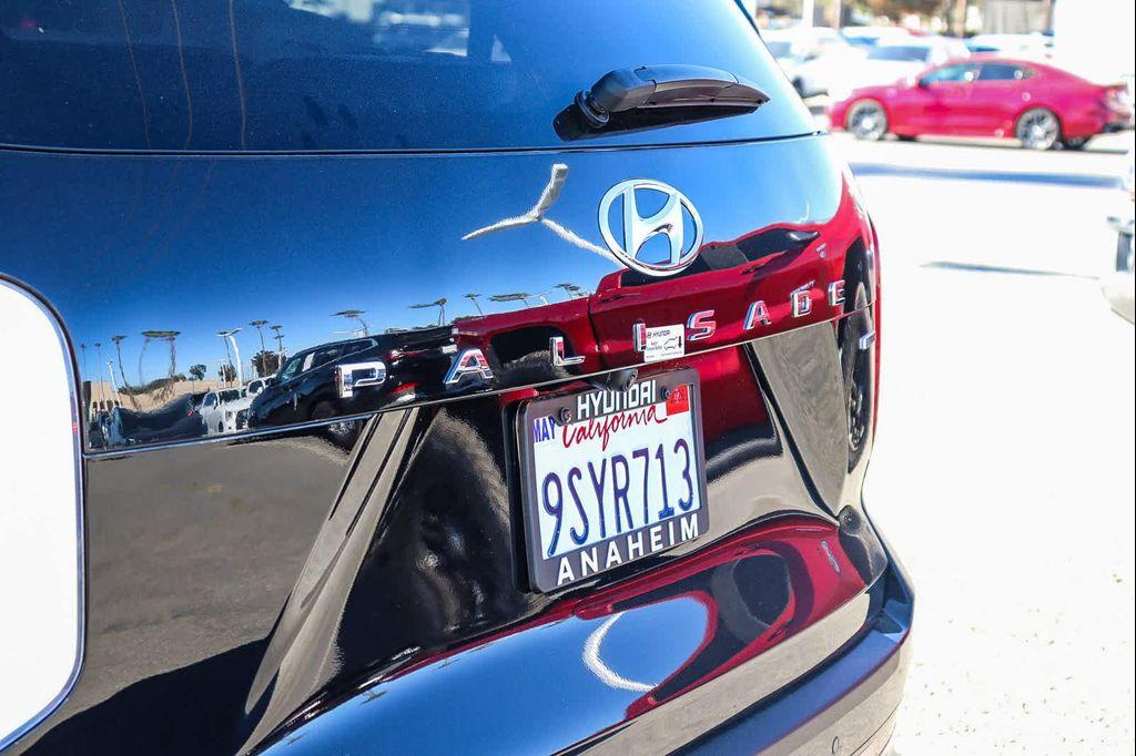 used 2025 Hyundai Palisade car, priced at $42,990