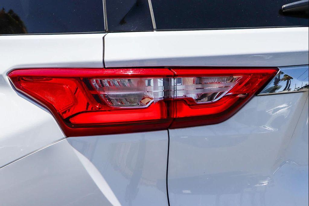 used 2020 Chevrolet Traverse car, priced at $15,778