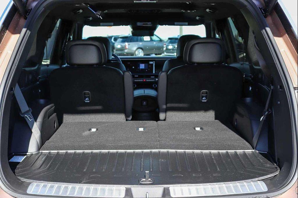 new 2026 Hyundai Palisade Hybrid car, priced at $58,885