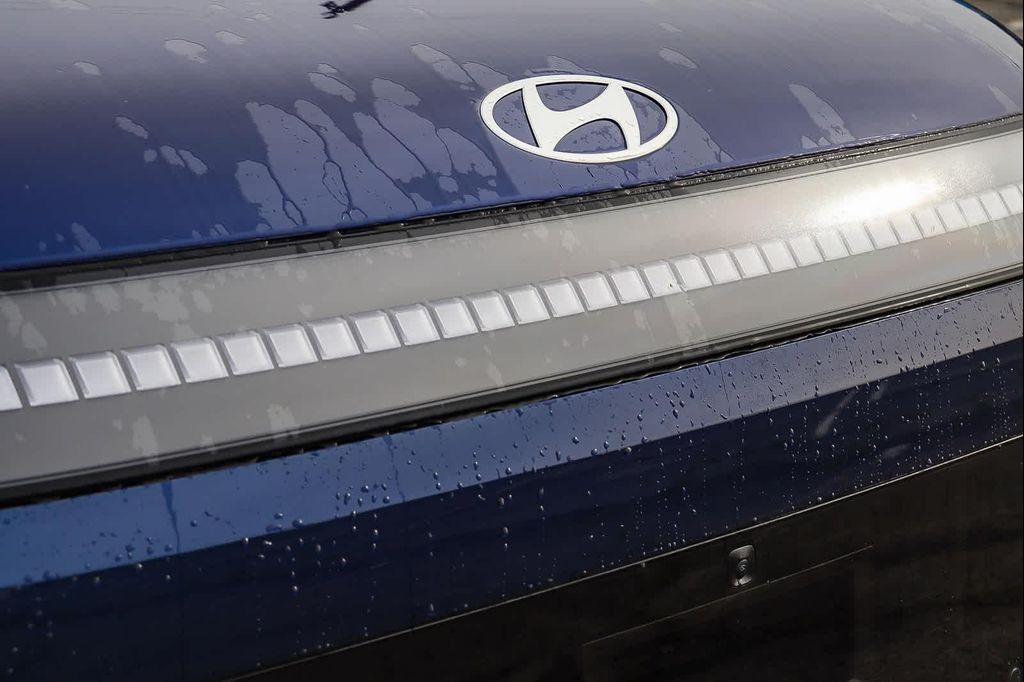 new 2026 Hyundai IONIQ 9 car, priced at $56,185