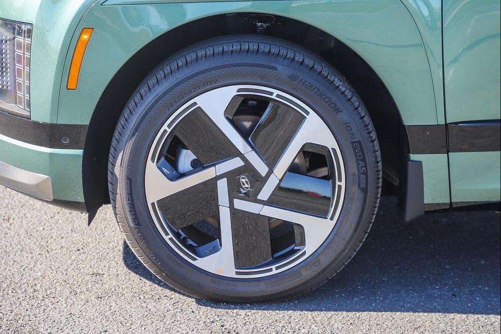 new 2026 Hyundai IONIQ 9 car, priced at $64,900