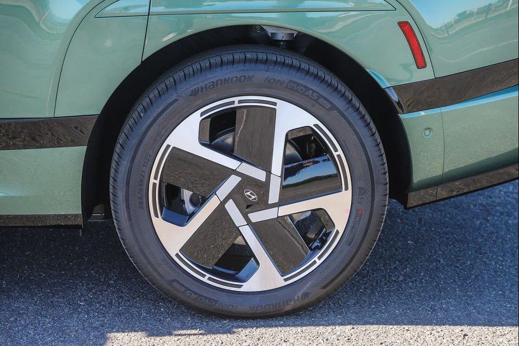 new 2026 Hyundai IONIQ 9 car, priced at $64,900