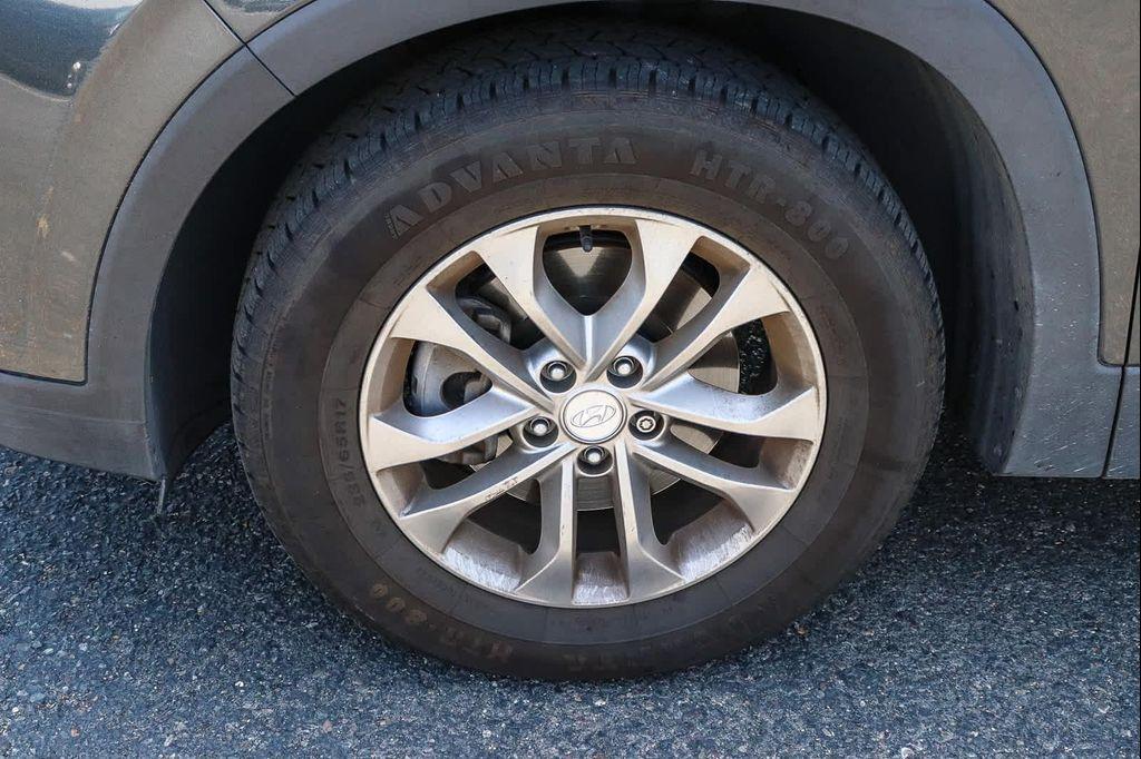 used 2020 Hyundai Santa Fe car, priced at $13,979