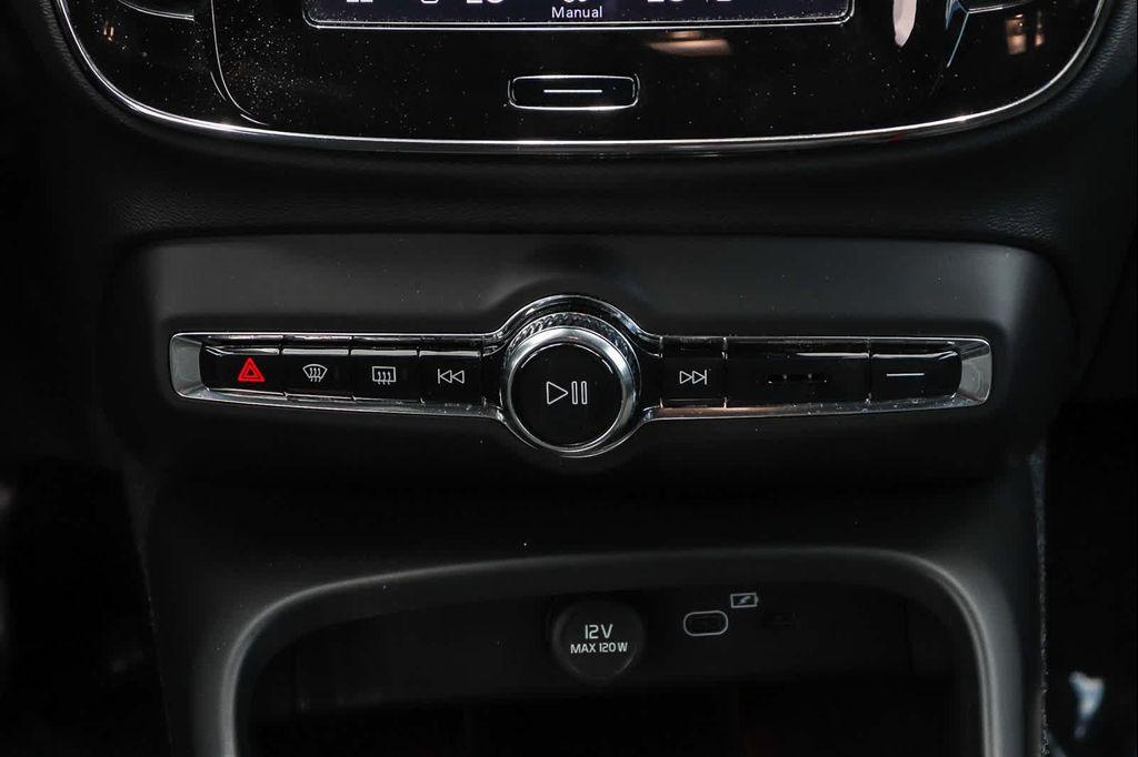 used 2023 Volvo XC40 car, priced at $28,977