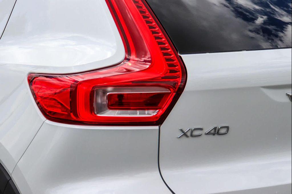 used 2023 Volvo XC40 car, priced at $28,977