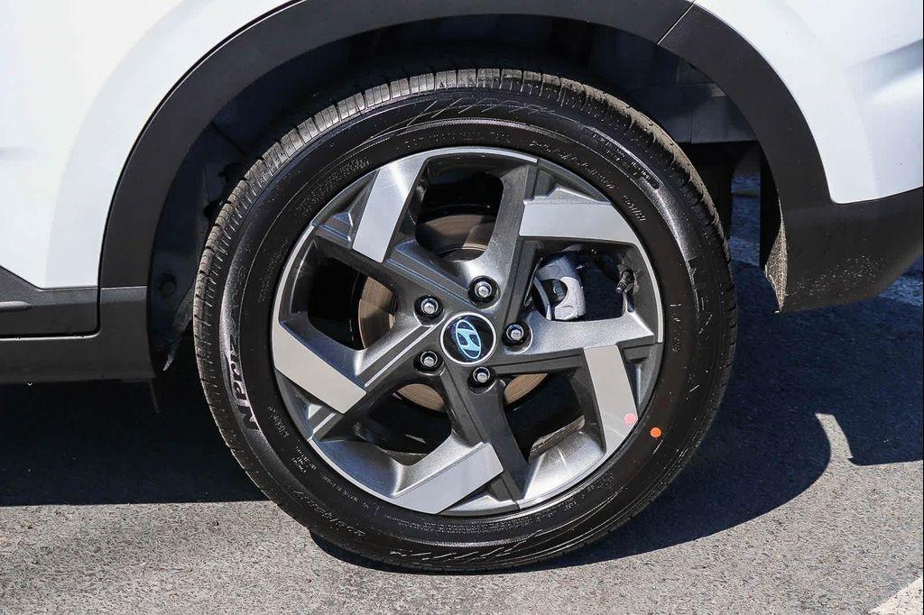 new 2026 Hyundai Venue car, priced at $25,285