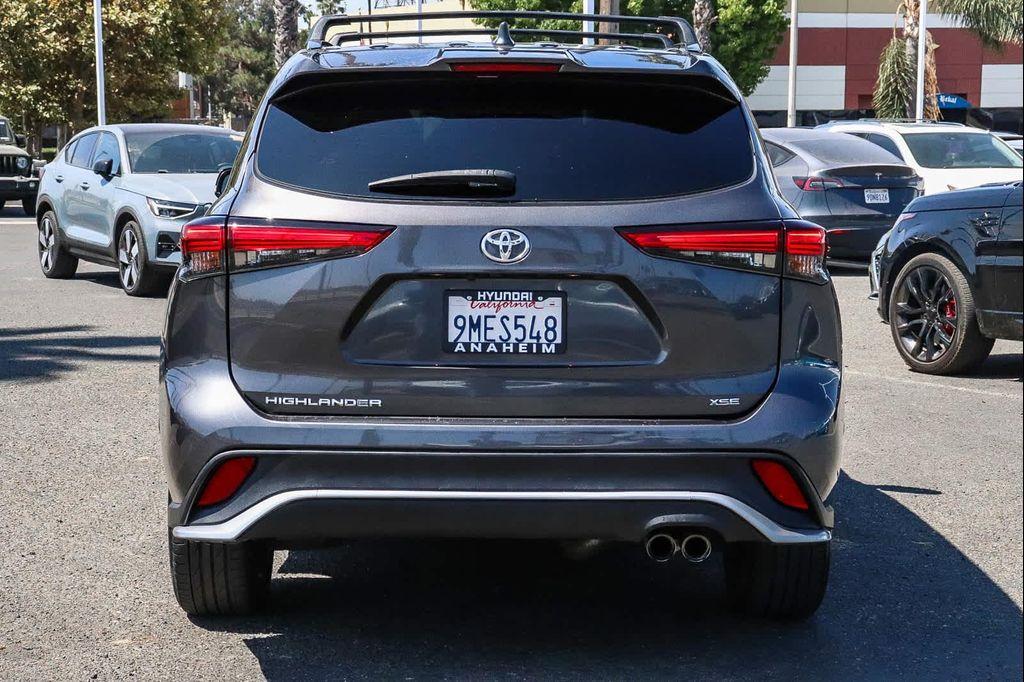 used 2021 Toyota Highlander car, priced at $31,879