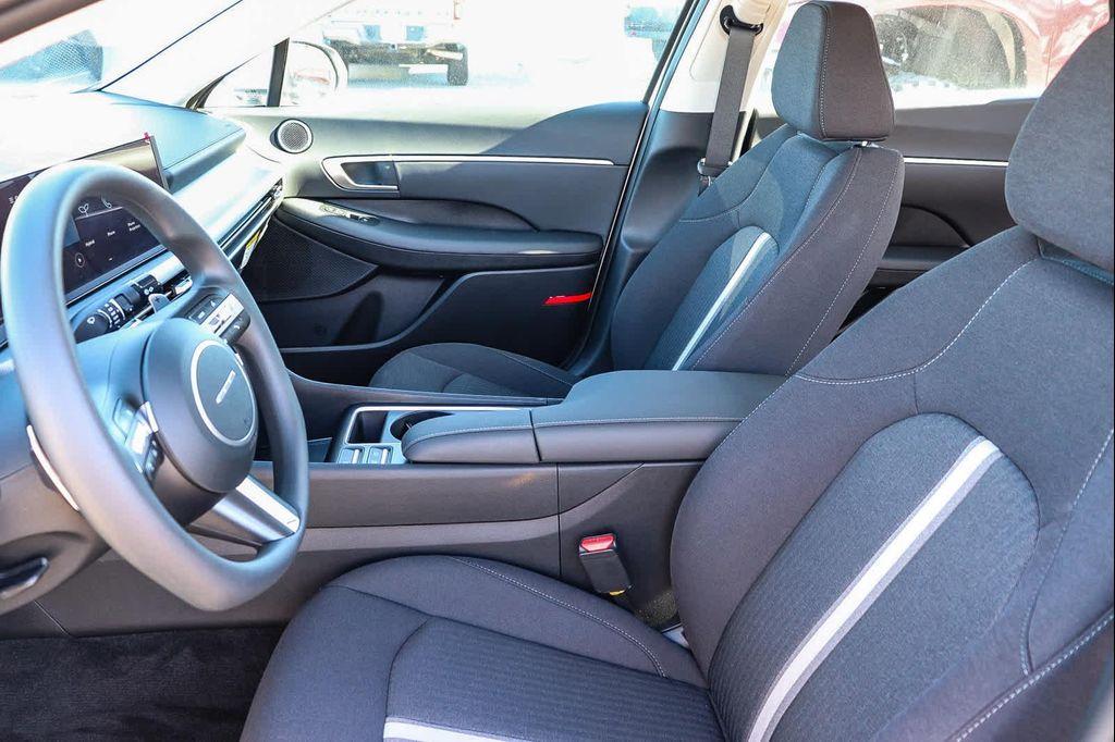 new 2026 Hyundai Sonata Hybrid car, priced at $28,265