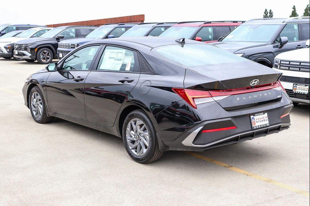 new 2026 Hyundai ELANTRA HEV car, priced at $25,563