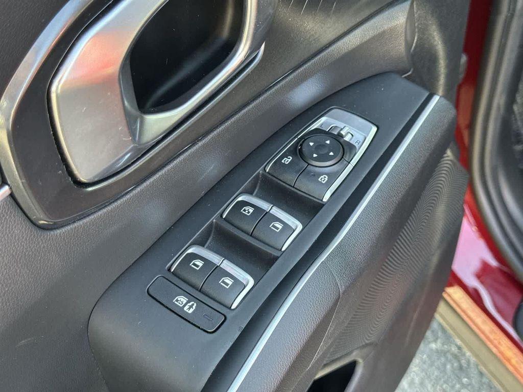 used 2023 Kia Sorento car, priced at $24,998