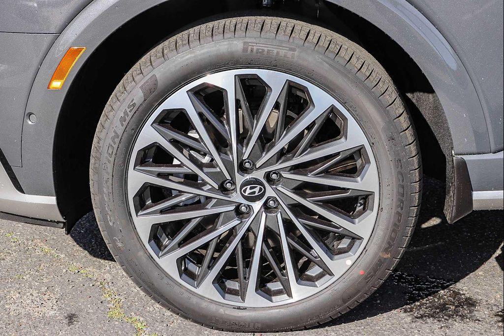new 2026 Hyundai Palisade Hybrid car, priced at $57,686