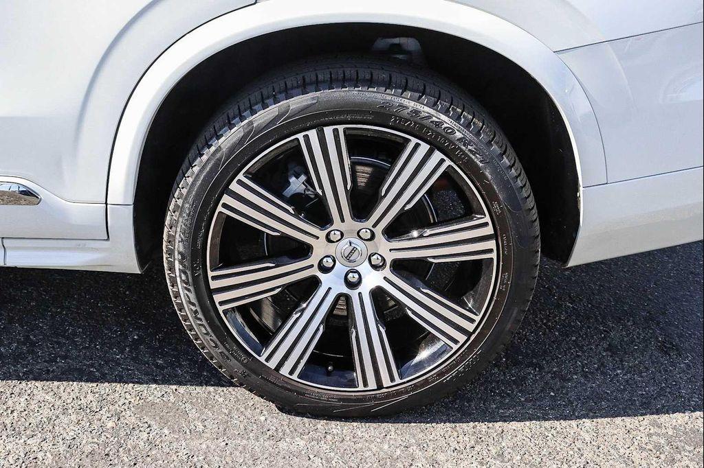 used 2022 Volvo XC90 Recharge Plug-In Hybrid car, priced at $39,975