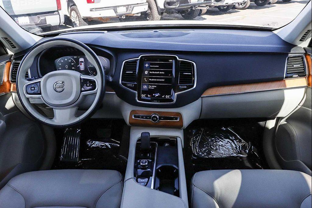 used 2022 Volvo XC90 Recharge Plug-In Hybrid car, priced at $39,975