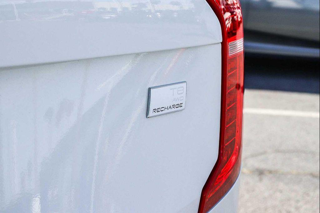 used 2022 Volvo XC90 Recharge Plug-In Hybrid car, priced at $39,975