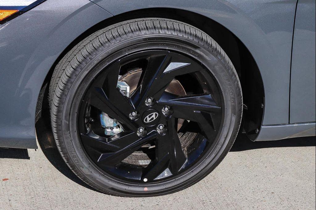 new 2026 Hyundai ELANTRA HEV car, priced at $28,239