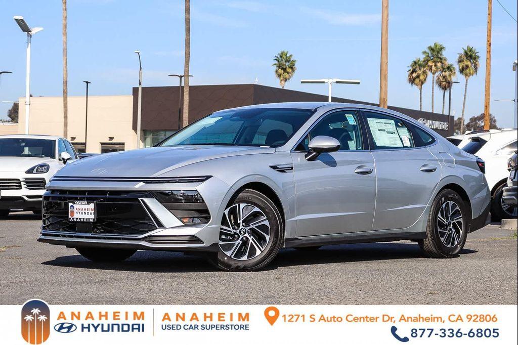 new 2026 Hyundai Sonata Hybrid car, priced at $30,900