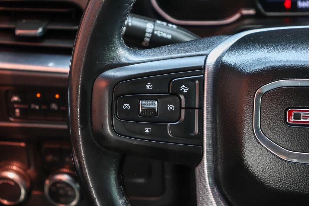 used 2021 GMC Yukon car, priced at $41,997