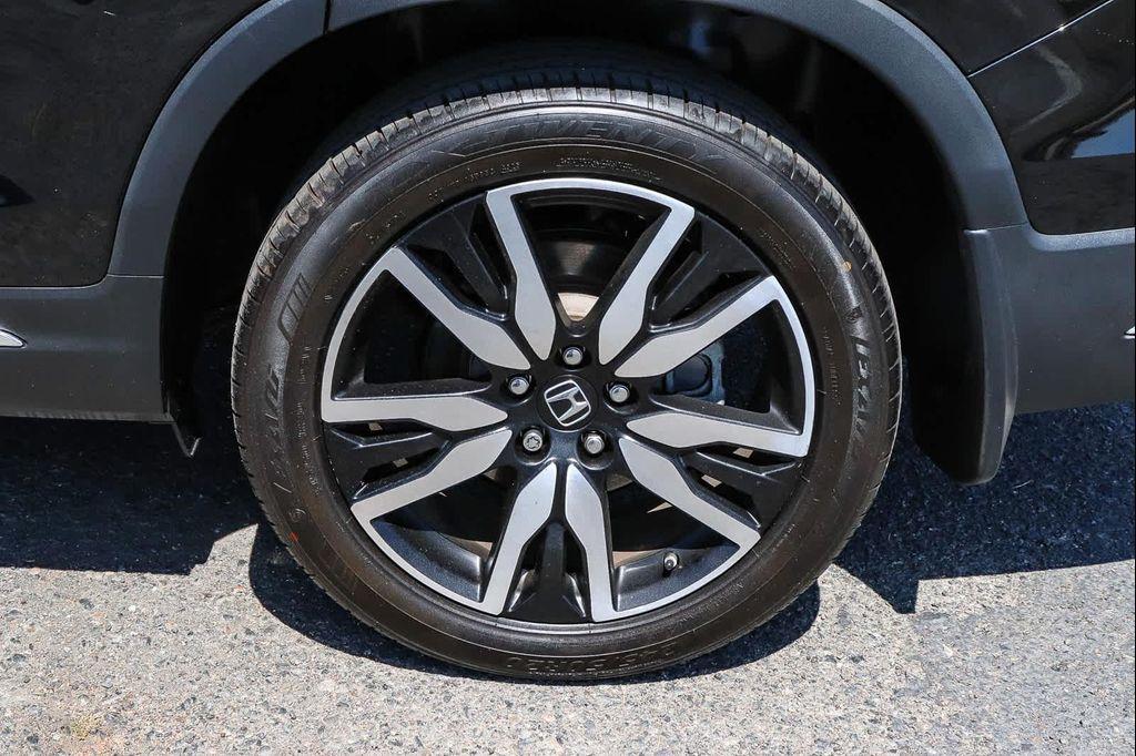 used 2019 Honda Pilot car, priced at $25,379