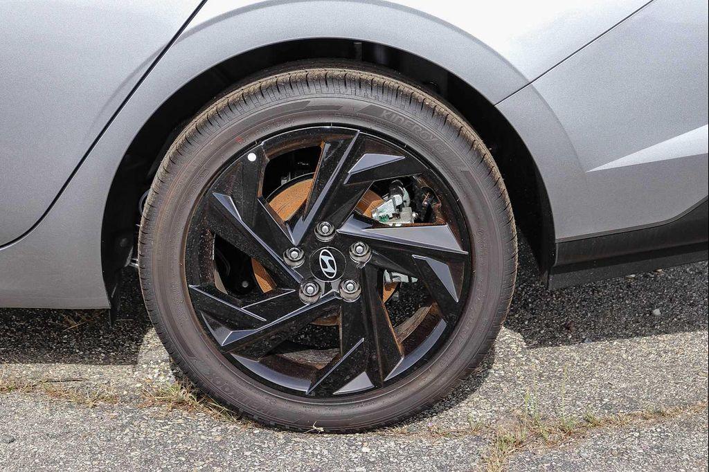new 2026 Hyundai ELANTRA HEV car, priced at $27,849