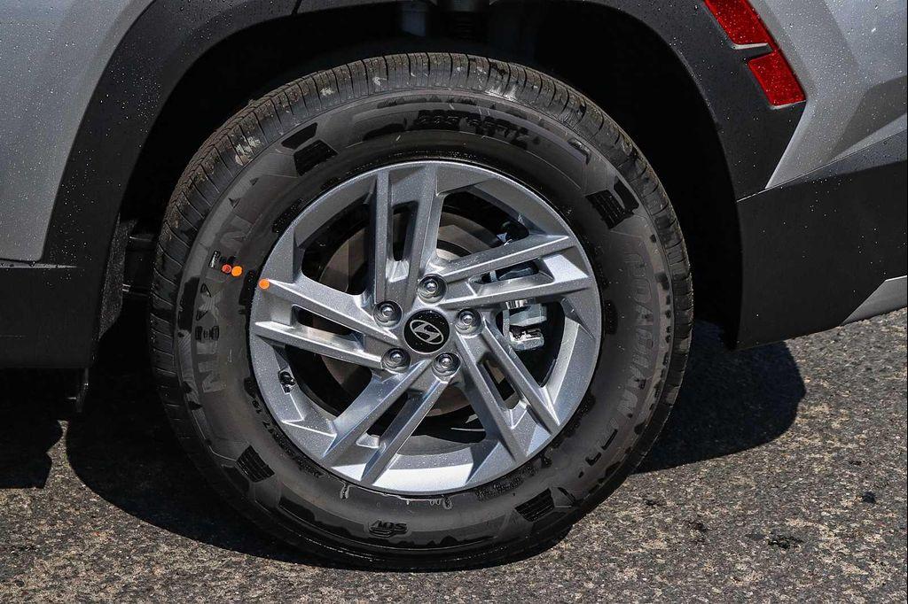 new 2026 Hyundai Tucson car, priced at $27,875