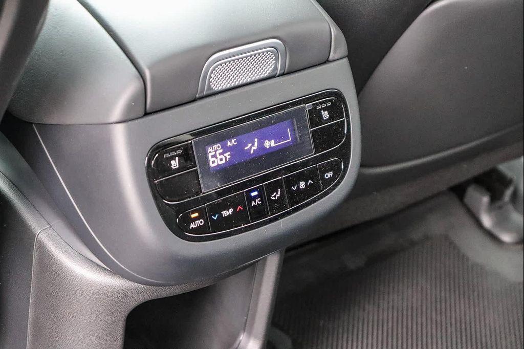 new 2026 Hyundai IONIQ 9 car, priced at $72,435