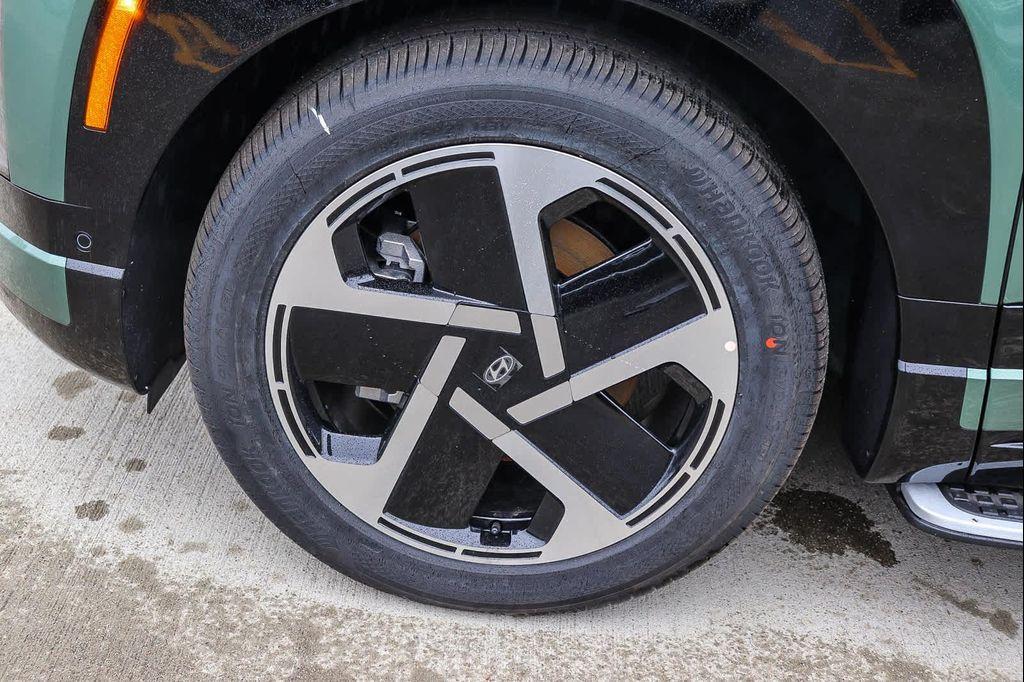 new 2026 Hyundai IONIQ 9 car, priced at $61,190