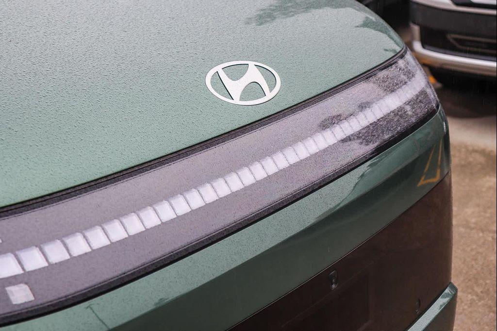 new 2026 Hyundai IONIQ 9 car, priced at $61,190