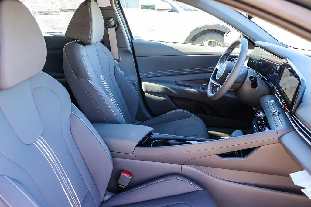 new 2026 Hyundai ELANTRA HEV car, priced at $27,839