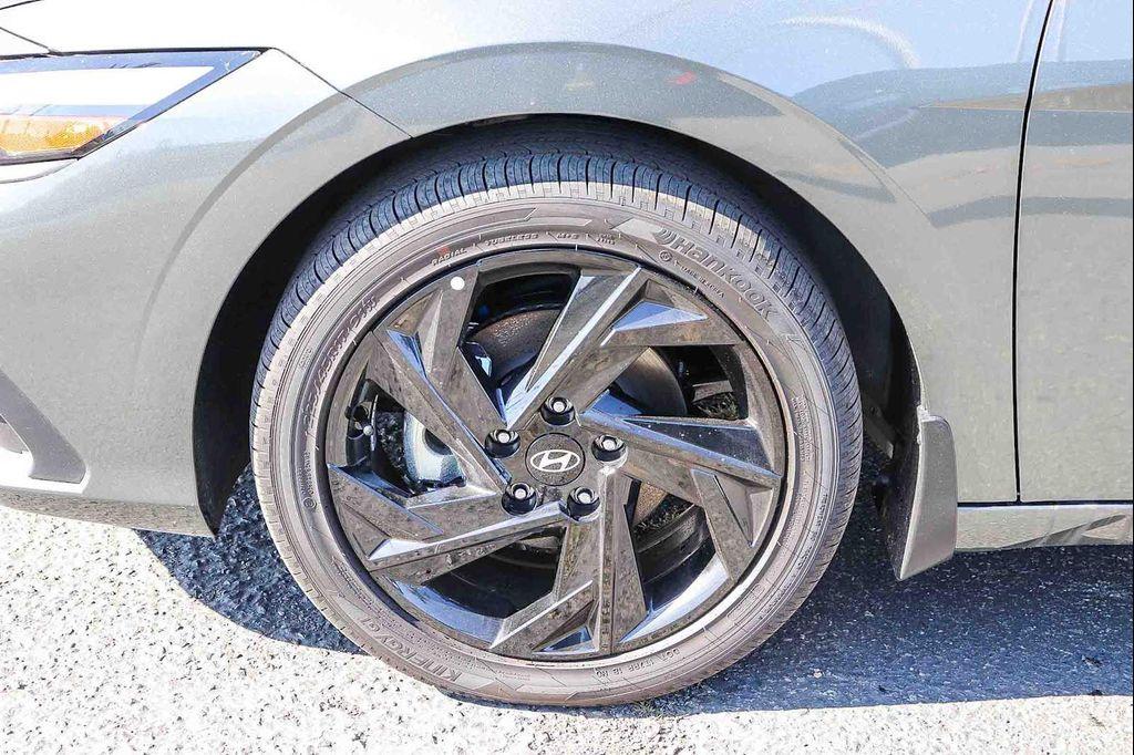 new 2026 Hyundai ELANTRA HEV car, priced at $28,003