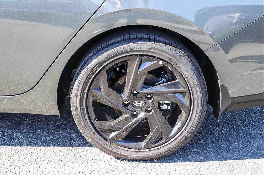 new 2026 Hyundai ELANTRA HEV car, priced at $28,003