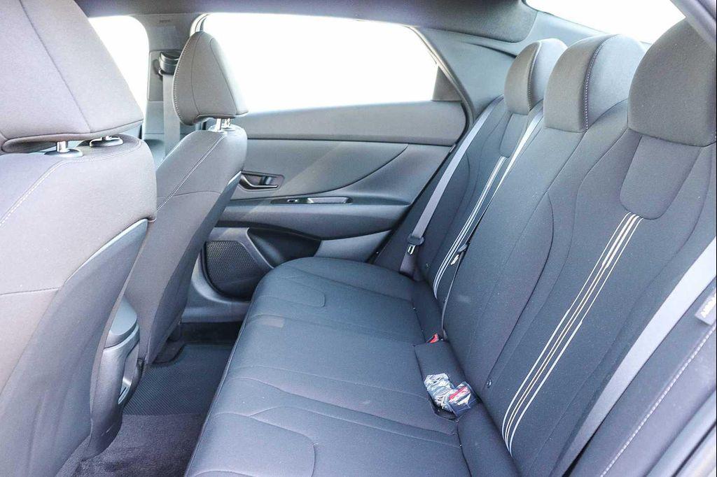 new 2026 Hyundai ELANTRA HEV car, priced at $28,003