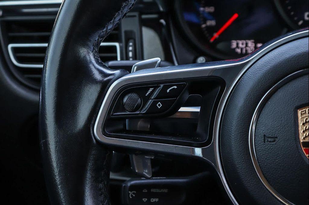 used 2020 Porsche Macan car, priced at $32,998
