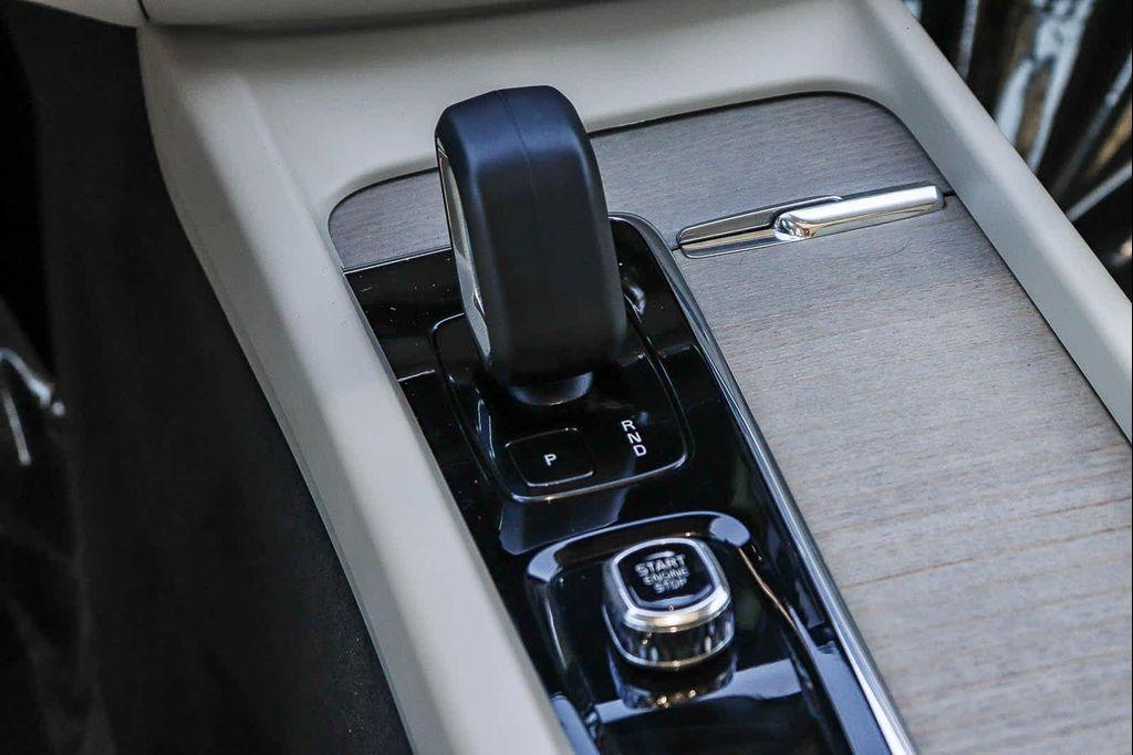 used 2023 Volvo XC60 car, priced at $35,998
