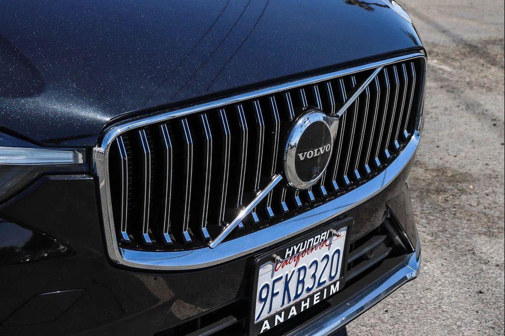 used 2023 Volvo XC60 car, priced at $35,998