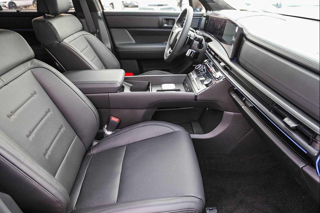 new 2026 Hyundai SANTA FE HEV car, priced at $48,186