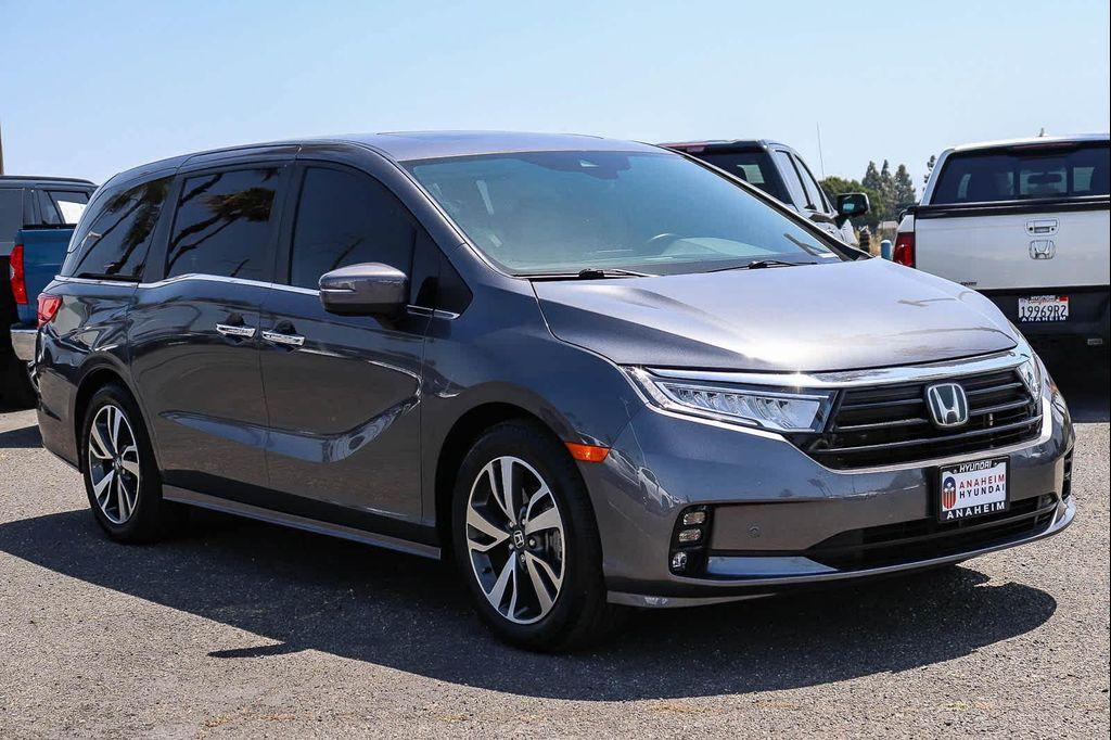 used 2023 Honda Odyssey car, priced at $35,585