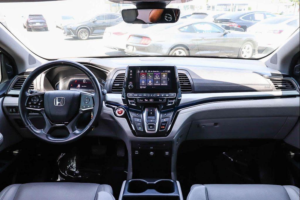 used 2023 Honda Odyssey car, priced at $35,585