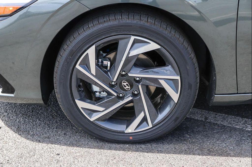 new 2026 Hyundai ELANTRA HEV car, priced at $30,050