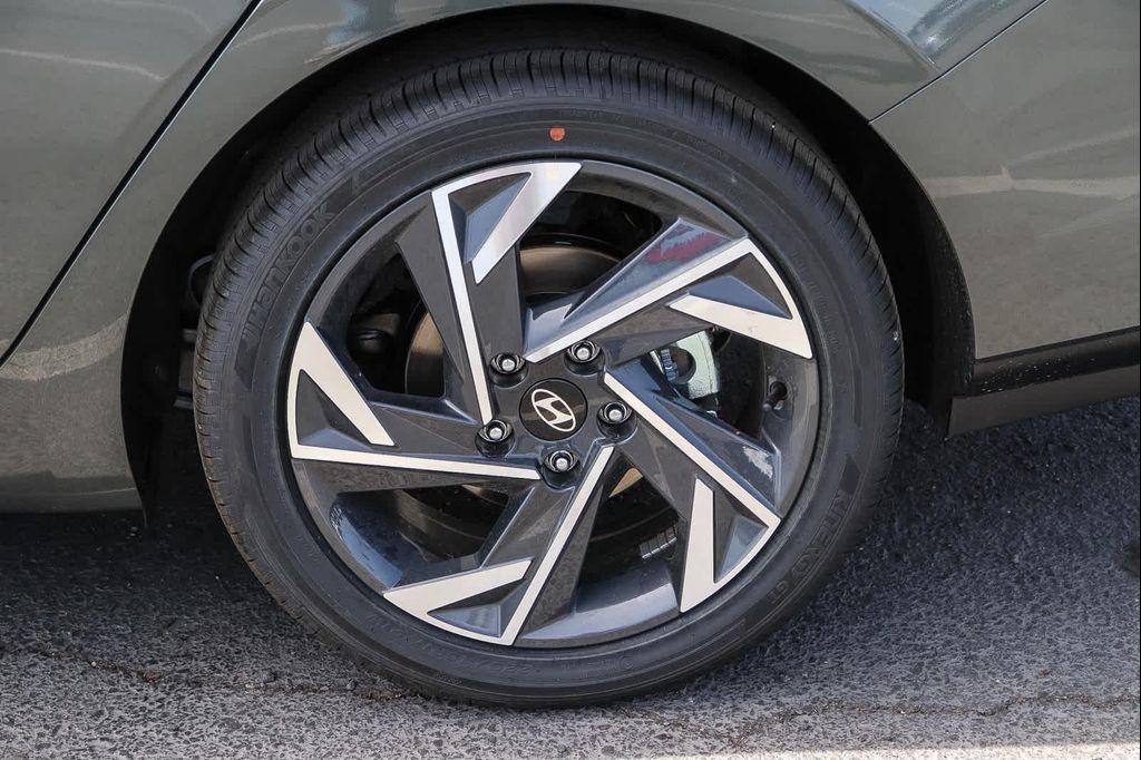 new 2026 Hyundai ELANTRA HEV car, priced at $30,050