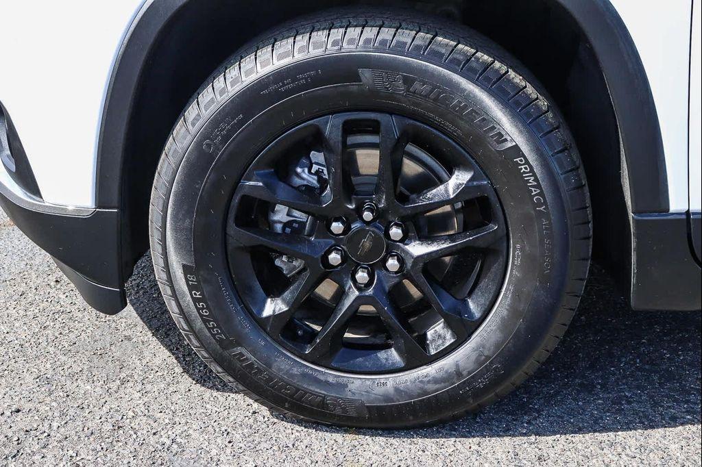 used 2021 Chevrolet Traverse car, priced at $17,995