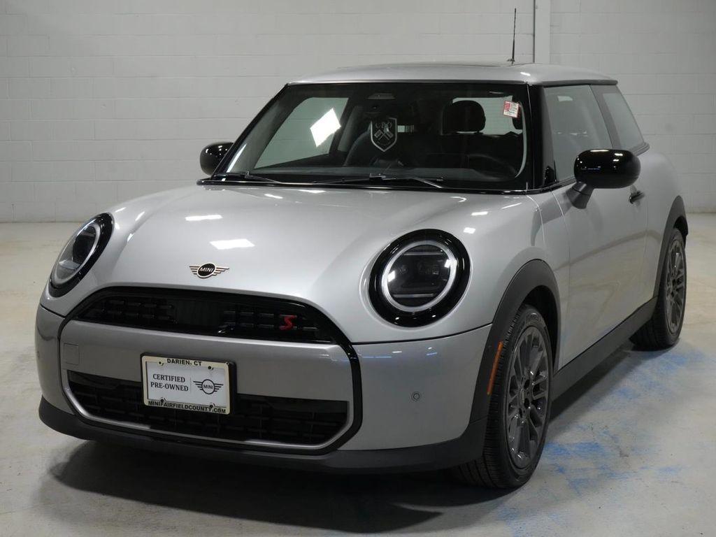 used 2025 MINI Hardtop car, priced at $29,995