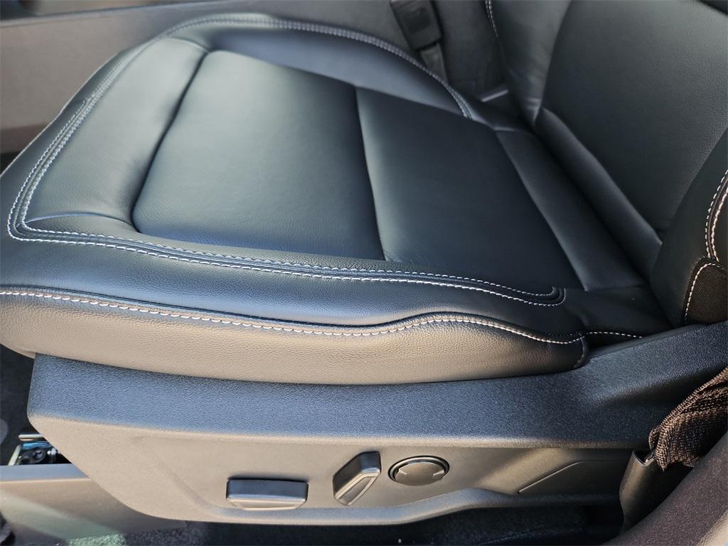 new 2025 Ford Bronco car, priced at $53,996